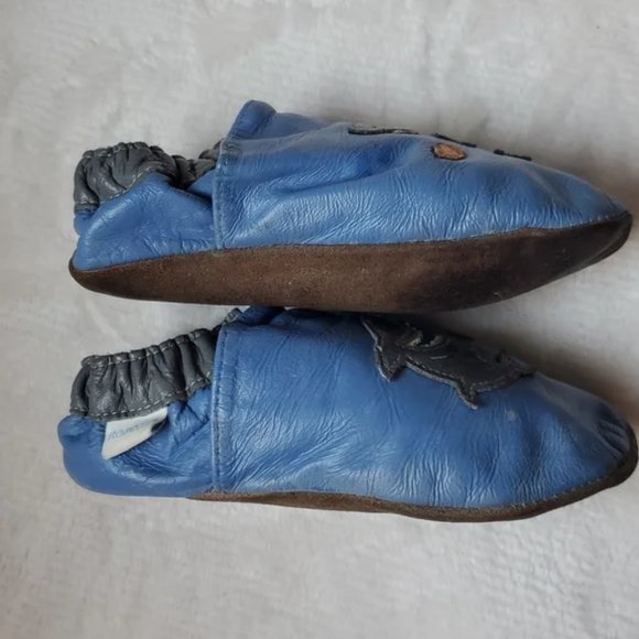 Robeez Vintage Leather Shark - sz 3-4 years  (Rare Size) - Picture 4 of 8